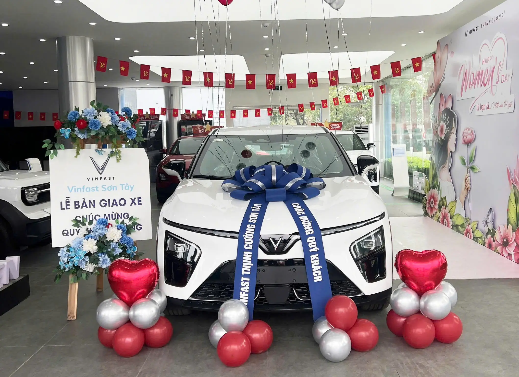 Bàn giao xe mới nhất